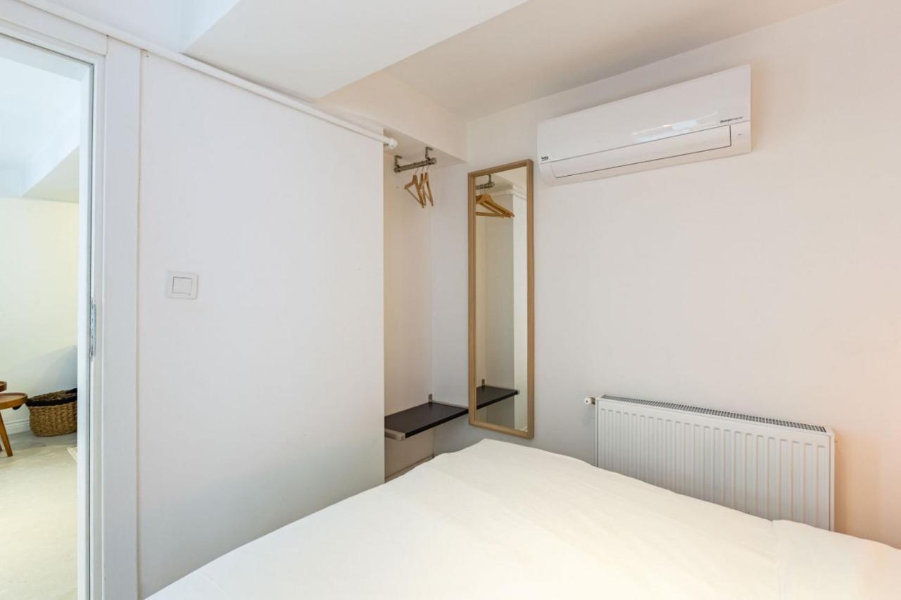 Excellent Flat With Lovely Backyard In Cihangir Istanbul Exterior foto