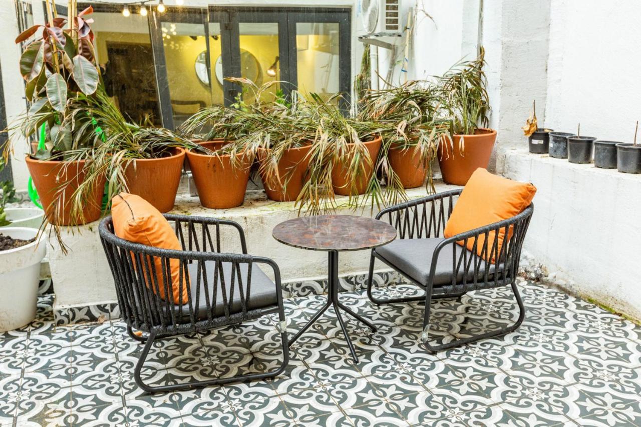 Excellent Flat With Lovely Backyard In Cihangir Istanbul Exterior foto